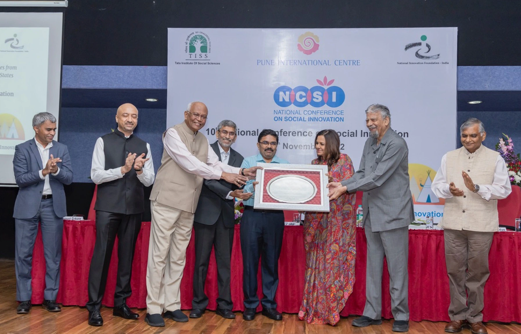 Team Swaasa receiving the Anjani Mashelkar Inclusive Innovation Awards, 2022
